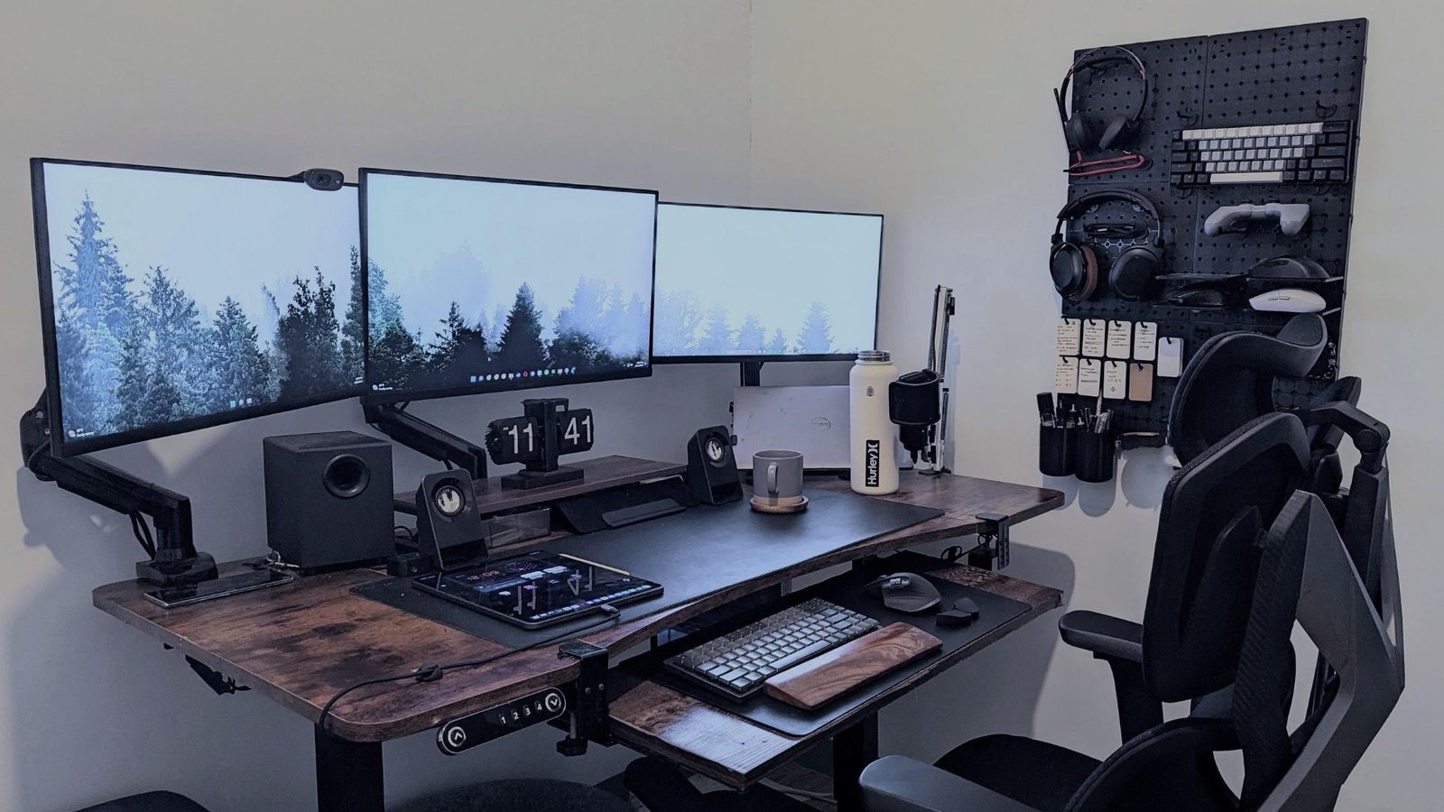 Accessories for Enhancing Your Desktop Setup